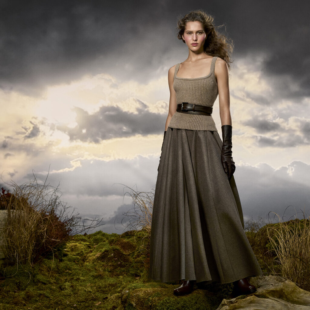 16.10. MAX MARA UNTAMED HEROINE